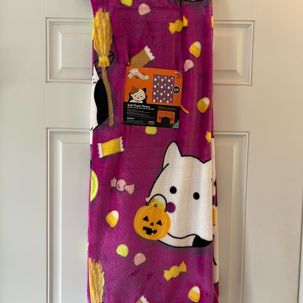 Halloween Squishmellow Throw Blanket